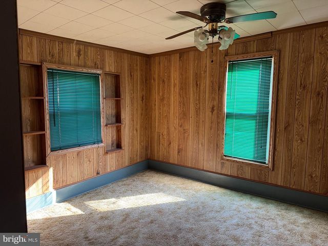 719 3RD ST, Martinsburg, WV 25404