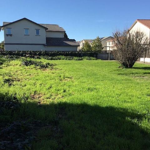 24741 Calaroga Ave, Hayward, CA 94545