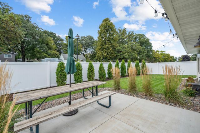 38958 Elm Court, North Branch, MN 55056