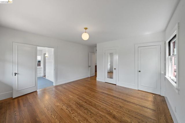 2714 Woolsey St, Berkeley, CA 94705