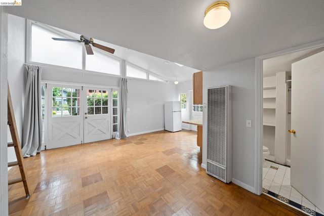 2714 Woolsey St, Berkeley, CA 94705