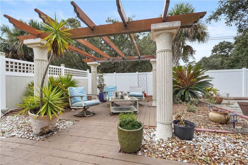 Image 5 of property listing at 24 Van Horne Avenue, Tybee Island, GA 31328