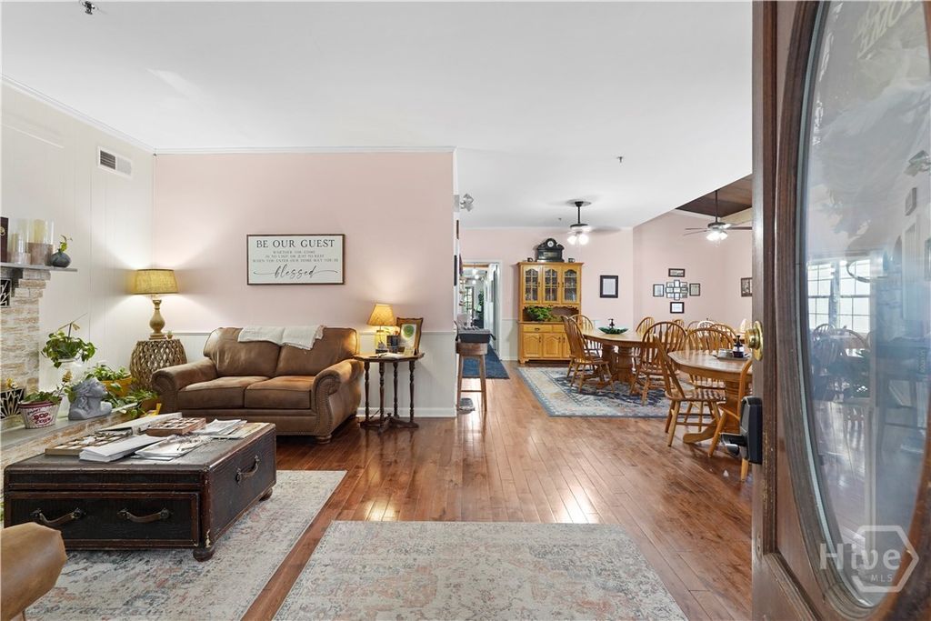 Image 7 of property listing at 24 Van Horne Avenue, Tybee Island, GA 31328