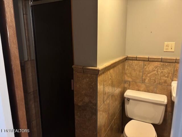 109 Wedgewood Rd, Oak Ridge, TN 37830