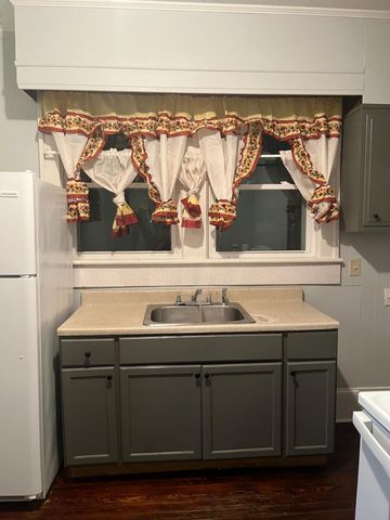 1440 Staunton AVE, Roanoke, VA 24017