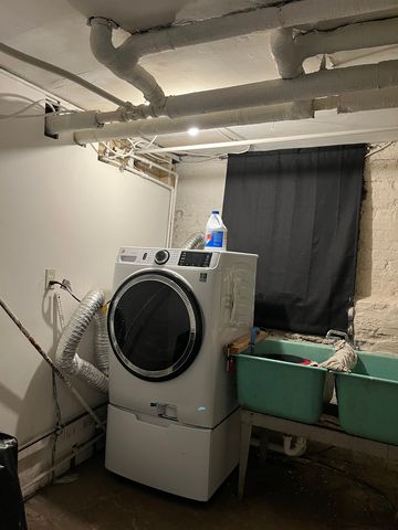 7811 S Wabash Avenue, Chicago, IL 60619