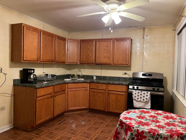 7811 S Wabash Avenue, Chicago, IL 60619