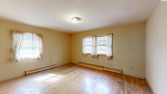 1040 NE Lake St., Pullman, WA 99163