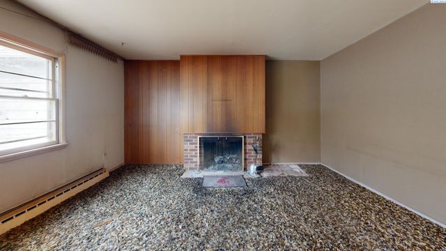 1040 NE Lake St., Pullman, WA 99163