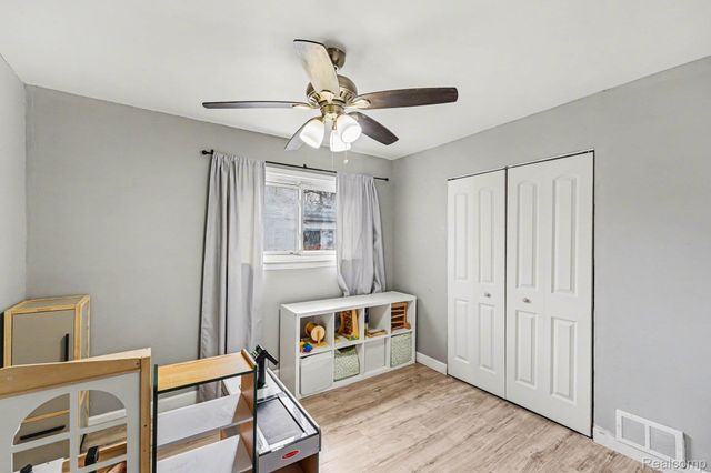 16190 Karin Street, Taylor, MI 48180