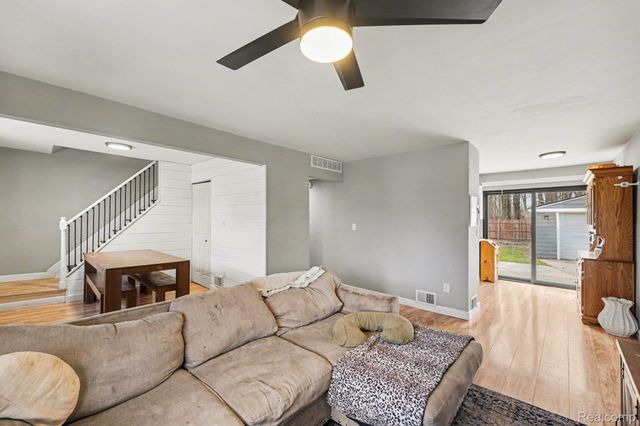 16190 Karin Street, Taylor, MI 48180