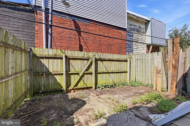 2026 BONAFFON ST, Philadelphia, PA 19142