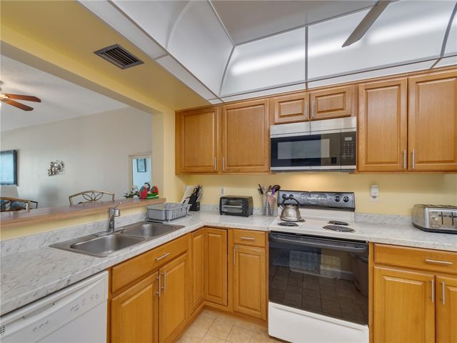 5159 N Highway A1a Highway 812, Hutchinson Island, FL 34949