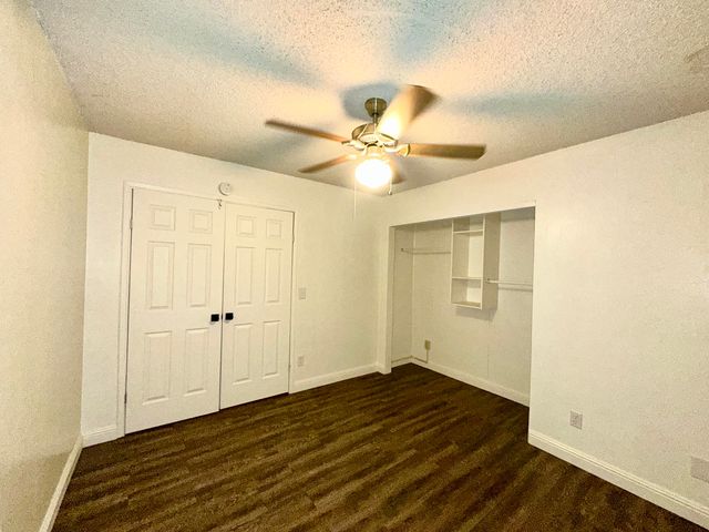 2312 S Divisadero Street, Visalia, CA 93277