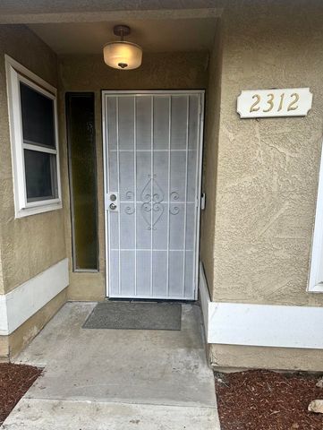 2312 S Divisadero Street, Visalia, CA 93277