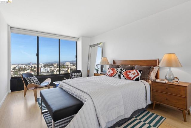 565 Bellevue Ave 2205, Oakland, CA 94610