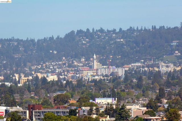 565 Bellevue Ave 2205, Oakland, CA 94610