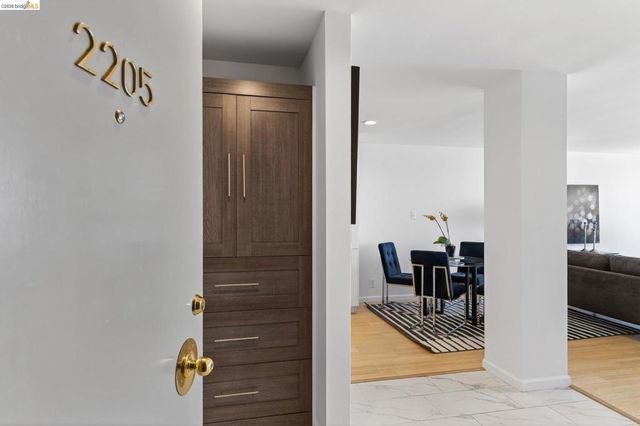 565 Bellevue Ave 2205, Oakland, CA 94610