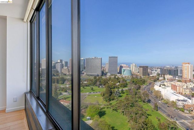 565 Bellevue Ave 2205, Oakland, CA 94610