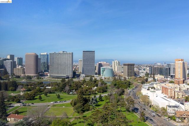 565 Bellevue Ave 2205, Oakland, CA 94610