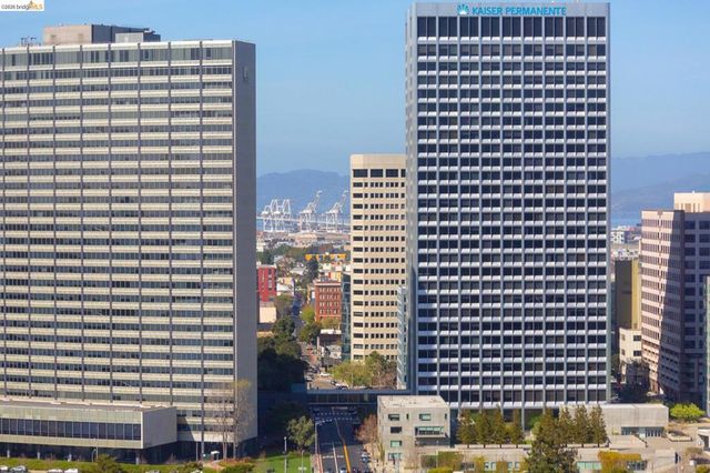 565 Bellevue Ave 2205, Oakland, CA 94610