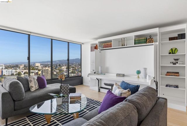 565 Bellevue Ave 2205, Oakland, CA 94610