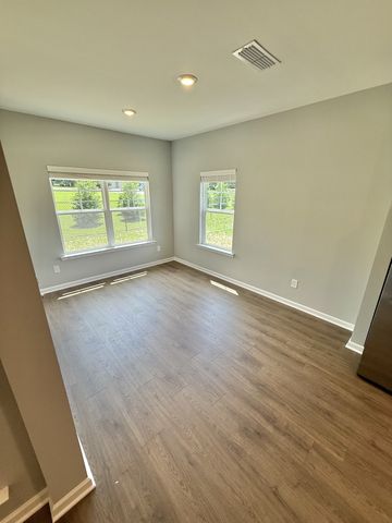 284 Country Circle, Manchester, TN 37355