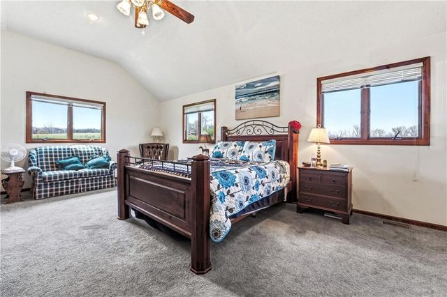33421 Mcclellen Road, Drexel, MO 64742