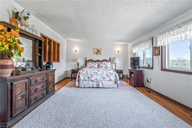 33421 Mcclellen Road, Drexel, MO 64742