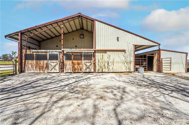 33421 Mcclellen Road, Drexel, MO 64742