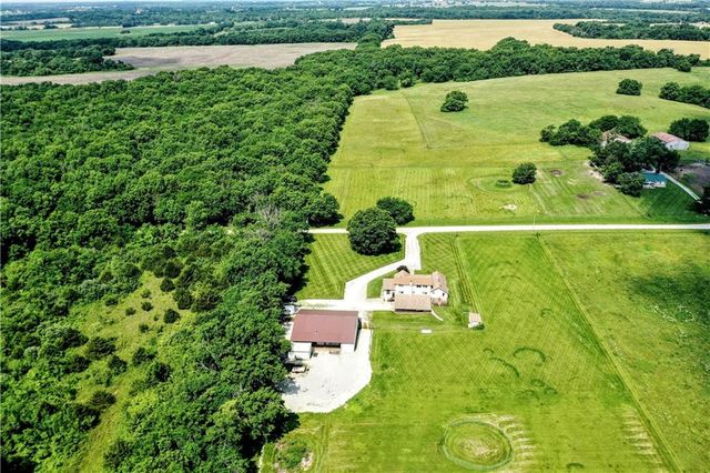 33421 Mcclellen Road, Drexel, MO 64742