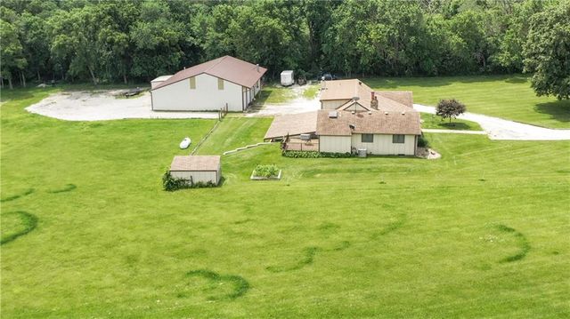 33421 Mcclellen Road, Drexel, MO 64742