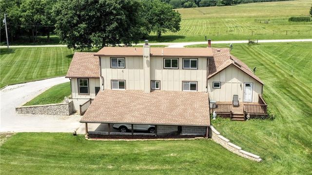 33421 Mcclellen Road, Drexel, MO 64742