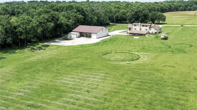 33421 Mcclellen Road, Drexel, MO 64742