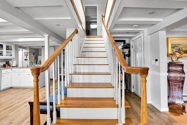 49 Lakeview Ave, Bellingham, MA 02019