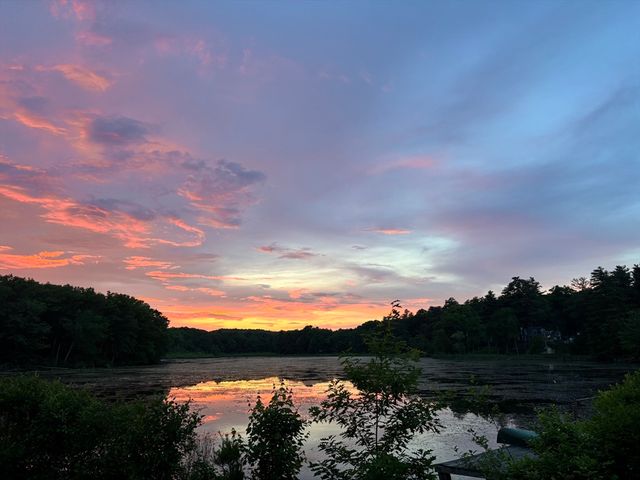 49 Lakeview Ave, Bellingham, MA 02019