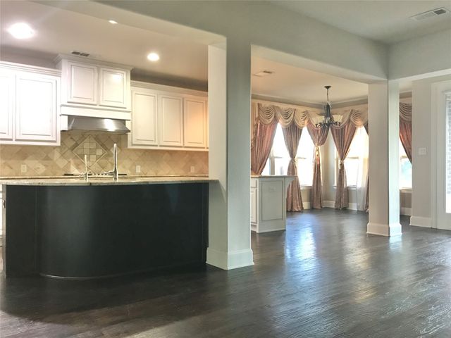 408 Paluxy Drive, Irving, TX 75039