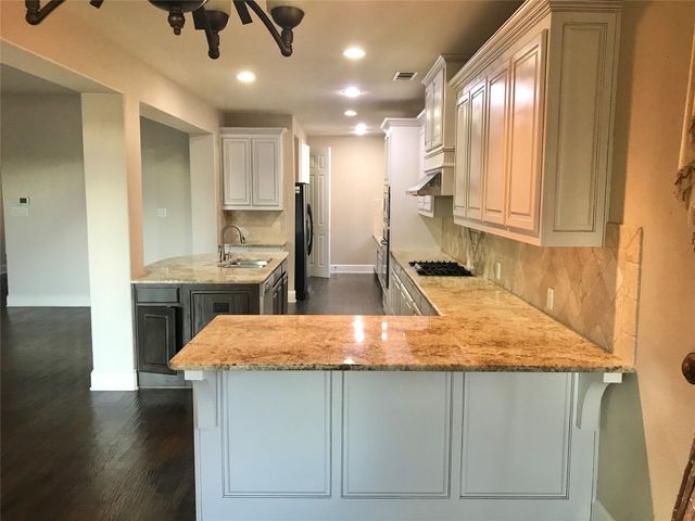 408 Paluxy Drive, Irving, TX 75039