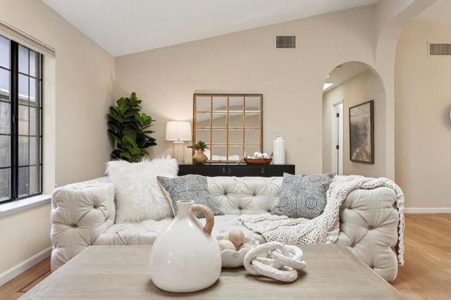 1112 Crescent Street, Montara, CA 94037