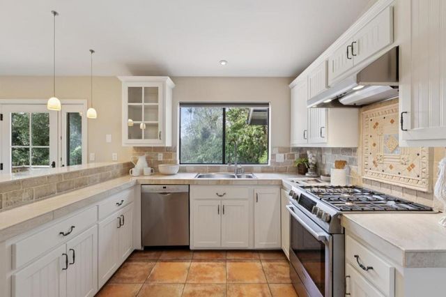 1112 Crescent Street, Montara, CA 94037