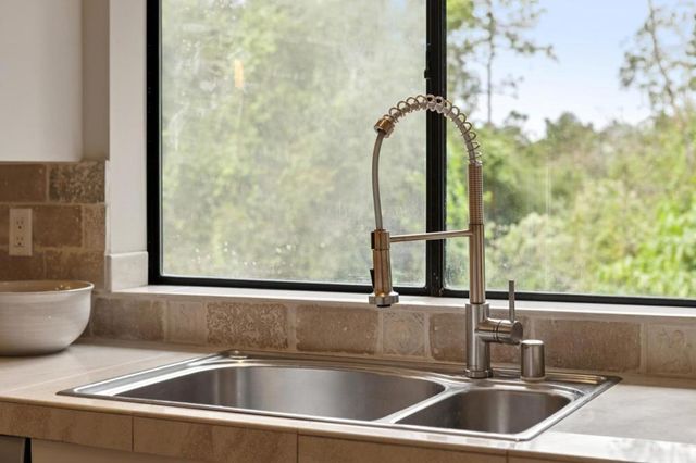 1112 Crescent Street, Montara, CA 94037