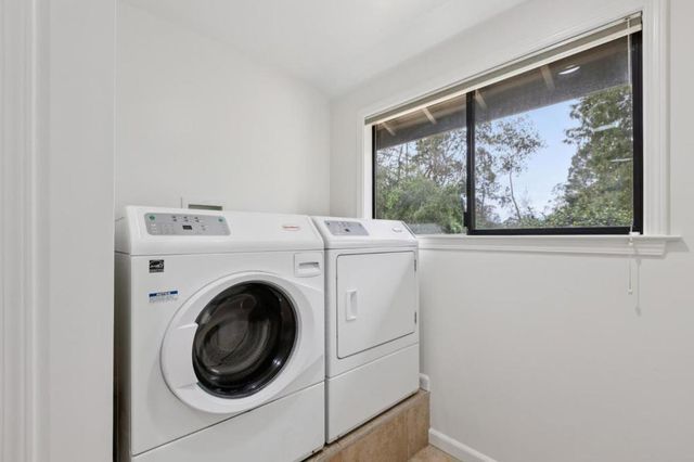 1112 Crescent Street, Montara, CA 94037