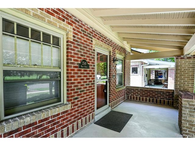 2549 Holly St, Denver, CO 80207