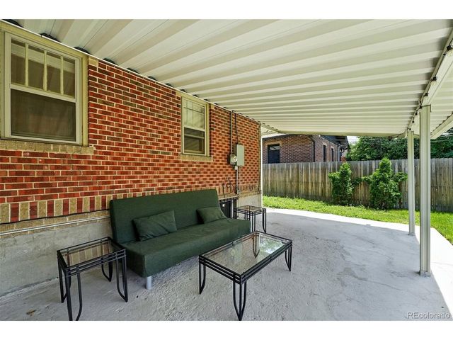 2549 Holly St, Denver, CO 80207