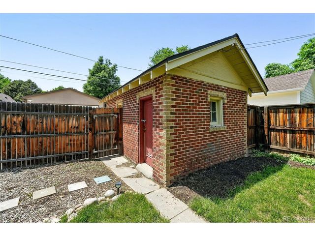 2549 Holly St, Denver, CO 80207