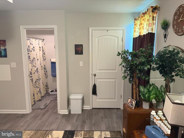 522 CHARLES AVE, Hanover, PA 17331