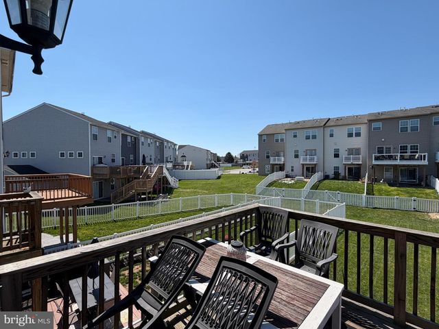 522 CHARLES AVE, Hanover, PA 17331