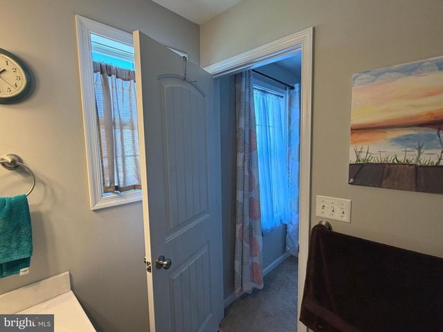 522 CHARLES AVE, Hanover, PA 17331