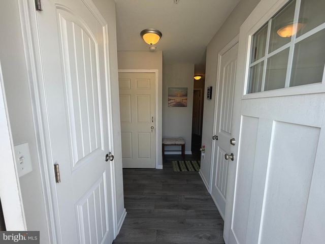 522 CHARLES AVE, Hanover, PA 17331