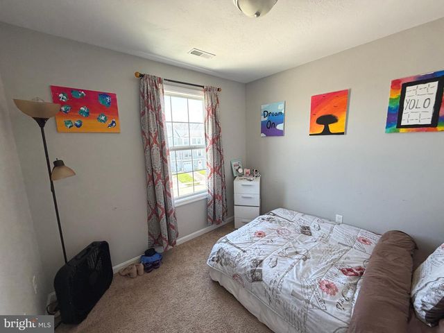 522 CHARLES AVE, Hanover, PA 17331